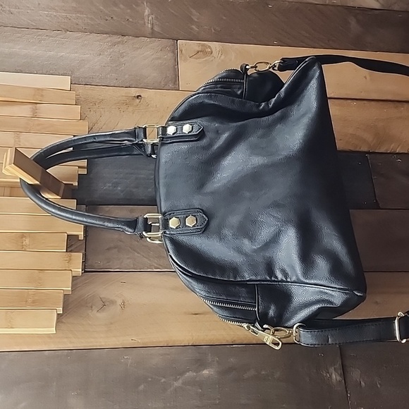 Steve Madden black bag. - Picture 5 of 11